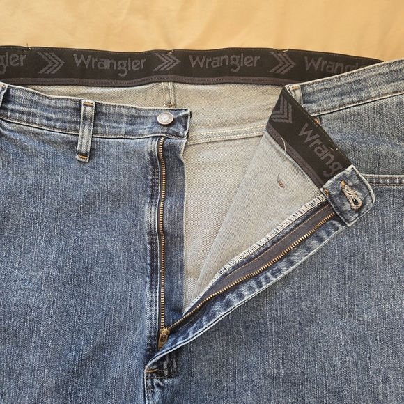 Wrangler Classic Men's Relaxed Jeans 46×30 Flex Waist - Picture 4 of 6